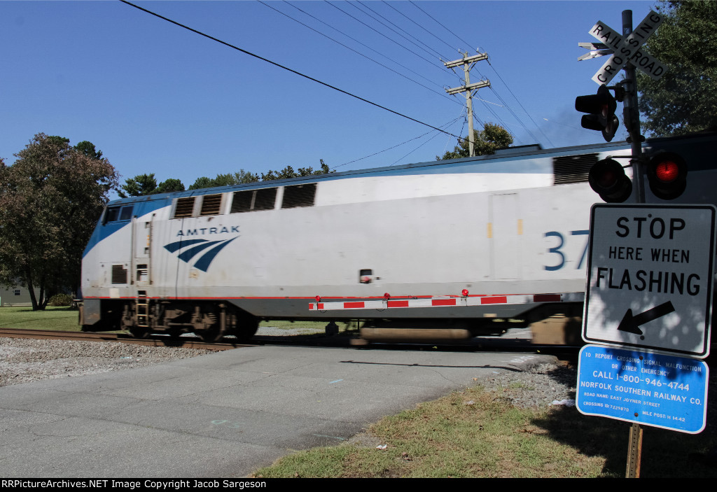 Amtrak 75